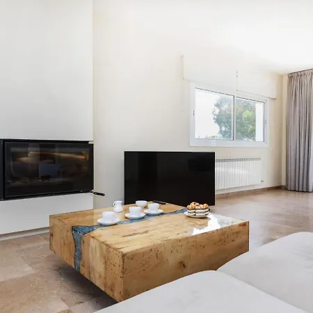Holiday home Semi By Interhome
